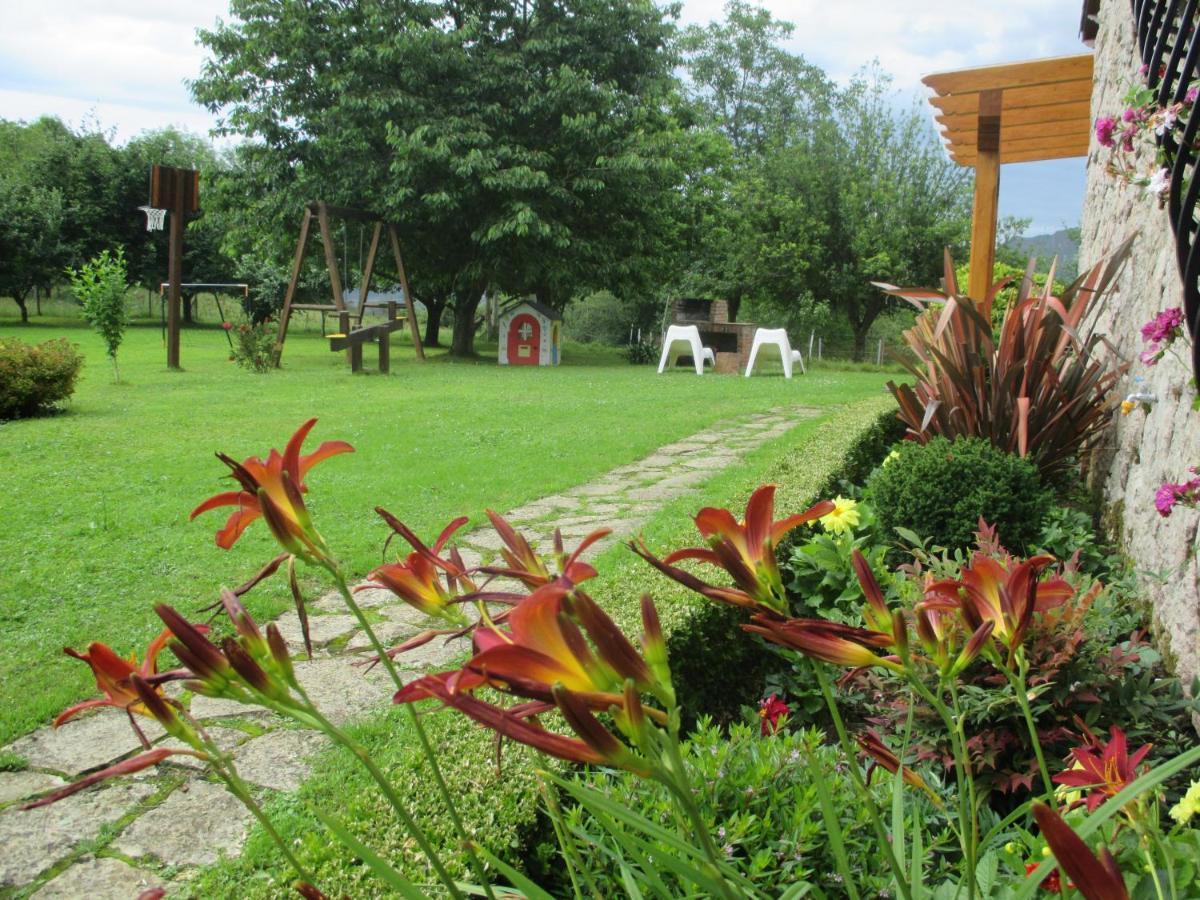 Onís Casa Rural El Jondrigu المظهر الخارجي الصورة